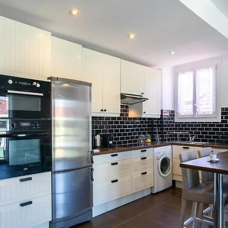 L4 Fayad 2bdr Des Postes Central, Massena Ac 2balconies Lejlighed *