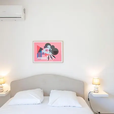 L4 Fayad 2bdr Des Postes Central, Massena Ac 2balconies